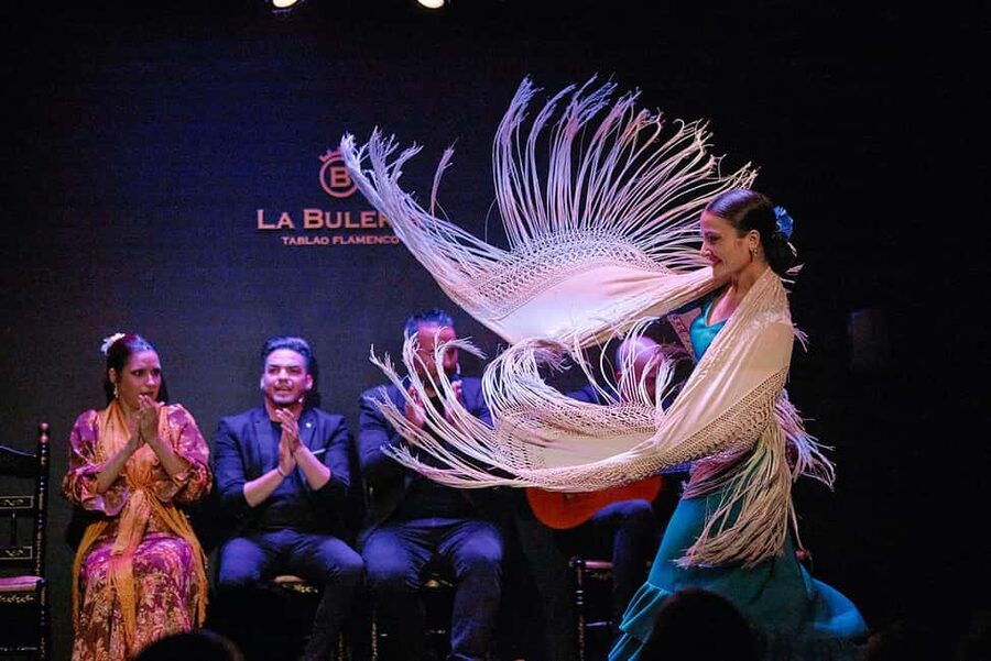 Valencia: Flamenco Show with Dinner at La Bulería - Choosing your seating: VIP near the stage vs the rest