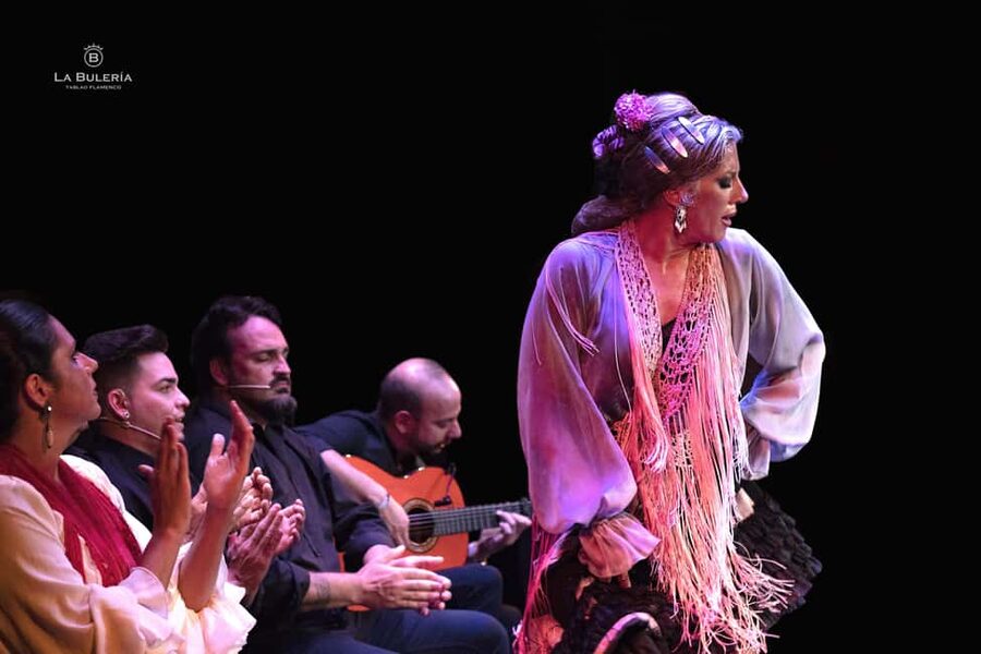 Valencia: Flamenco Show with Dinner at La Bulería - The dinner and drinks: what’s included and what feels like value