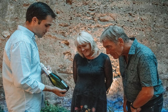 Valencia Old Town Tour with Wine & Tapas in 11th Century Historic Monument - City Reconquest Civil Gothic and Plaza Views You’ll Recognize