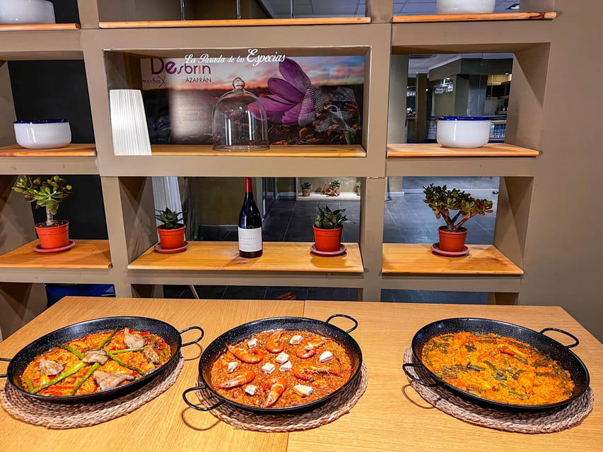 Valencia: Paella Cooking Class with Central Market Tour - Quick hits worth knowing