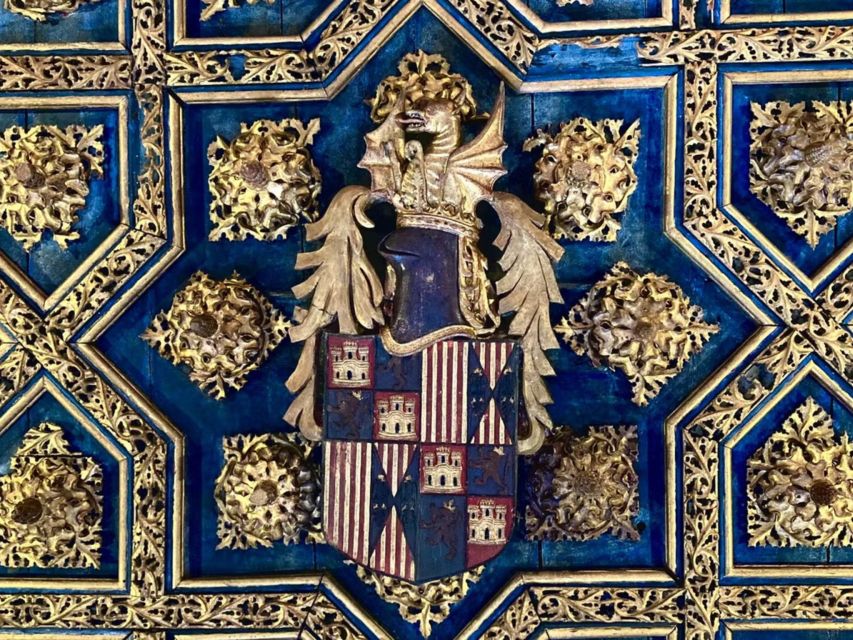 Zaragoza: Aljafería Palace guided tour in Spanish - Rules and practical constraints that affect your day
